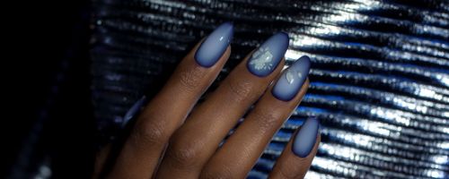 Il Look: Reversed Aura Nails with BFLEX